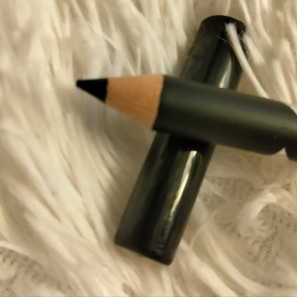 🆕 Eyebrow Pencil #01